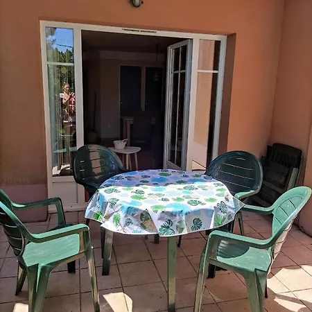 Maisonnette Mitoyenne 2 Etoiles Paisible Piscine Ocean Velo Marche Ideal Pour Tous Ferienhaus *