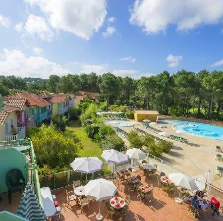Maisonnette Mitoyenne 2 Etoiles Paisible Piscine Ocean Velo Marche Ideal Pour Tous * Lacanau