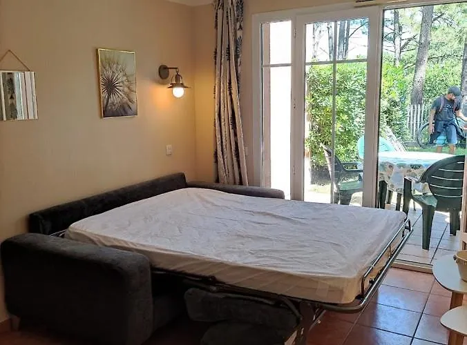 Сasa de vacaciones Maisonnette Mitoyenne 2 étoiles Paisible Piscine Océan Vélo Marche Idéal Pour Tous Lacanau